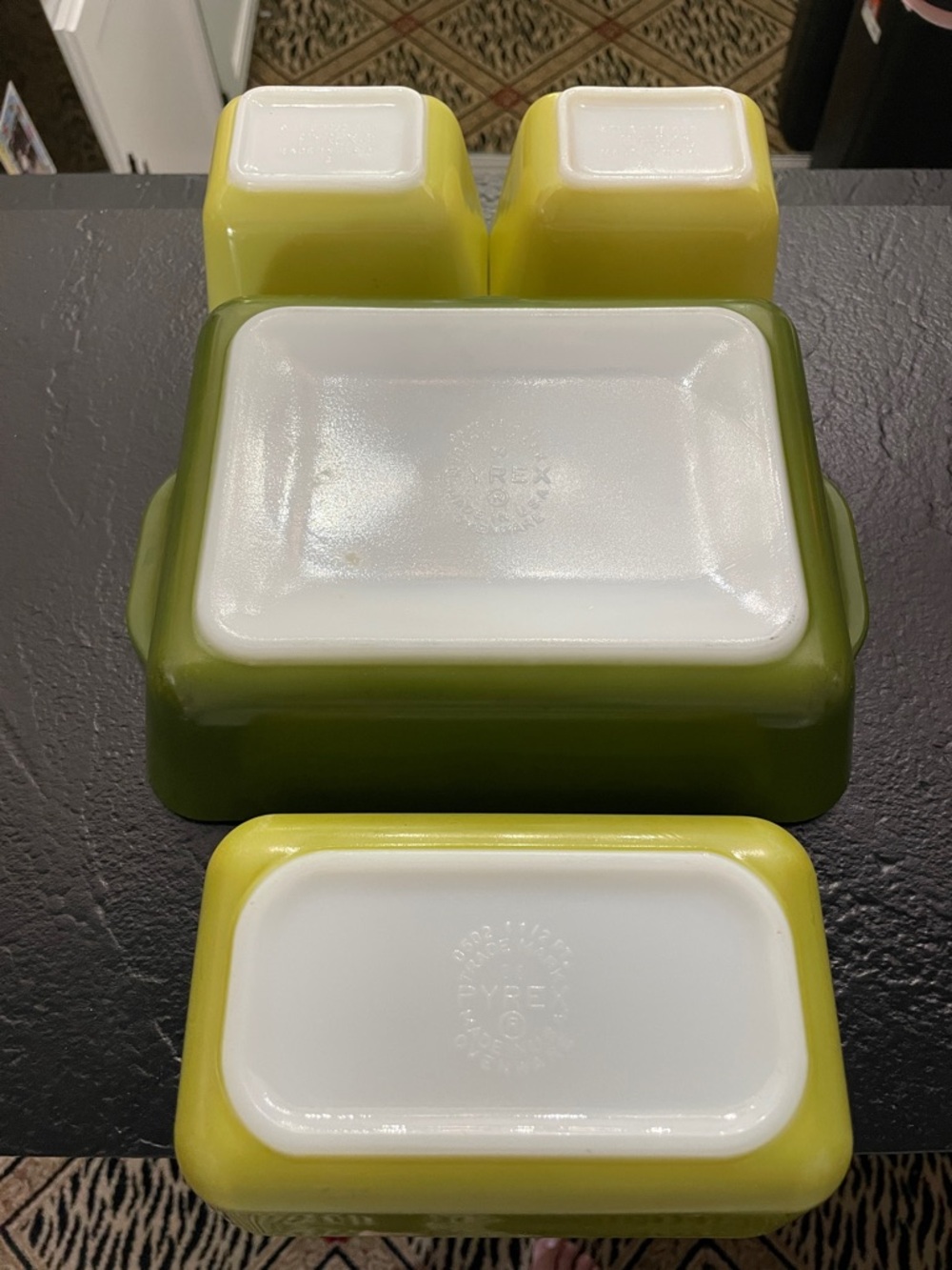 Pyrex Verde Frigie Set- No Lids Vintage Yellow Glass Baking/Storage Dish Set - Picture 15 of 15